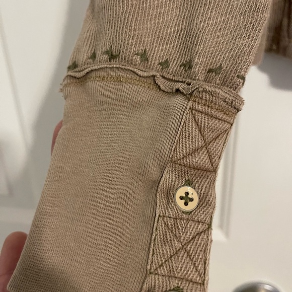 FP We The Free Taylor Henley Tunic Tunic NWOT Size XS Greige - Picture 8 of 9